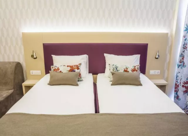 Hotel Mpm Astoria
