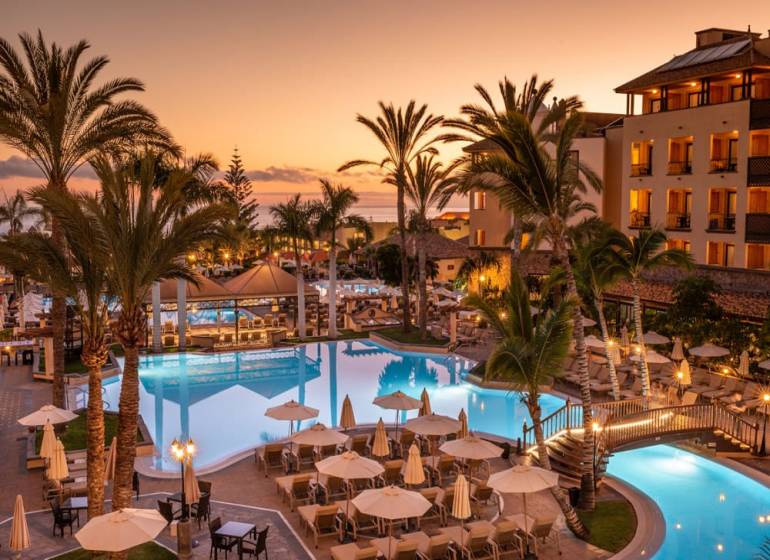 Hotel Gf Gran Costa Adeje, Tenerife