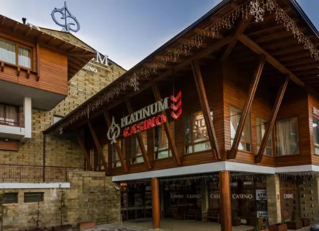 Hotel Platinum And Casino