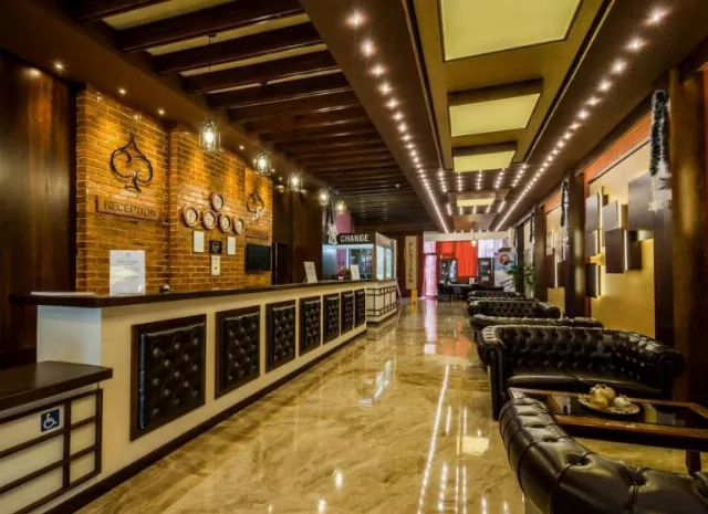 Hotel Platinum And Casino