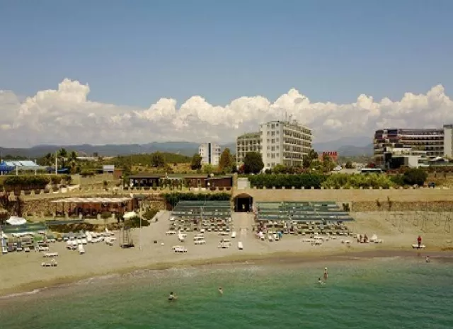 Hotel Asrin Beach