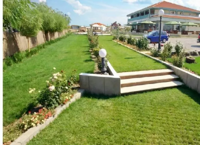 Pensiunea Laguna Albastra