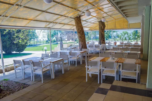 Hotel Lebed