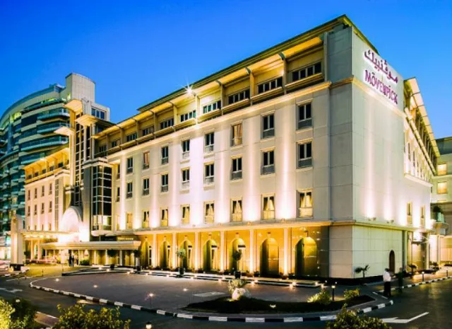 Hotel Movenpick And Apartments Bur Dubai