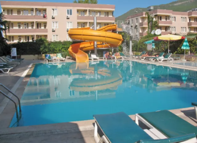 Hotel Kleopatra Beach