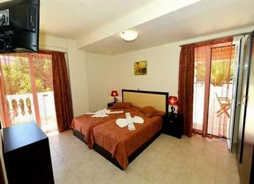 Hotel Golden Rose Suites, Grecia / Creta / Creta - Chania / Kolymvari