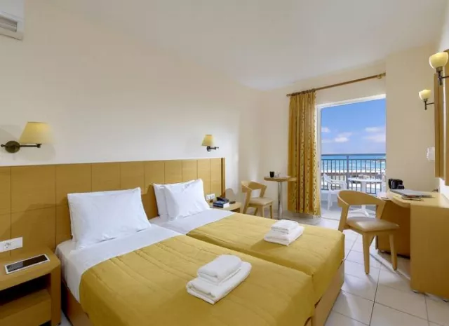 Hotel Astir Beach