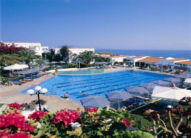 Hotel Louis Plagos Beach