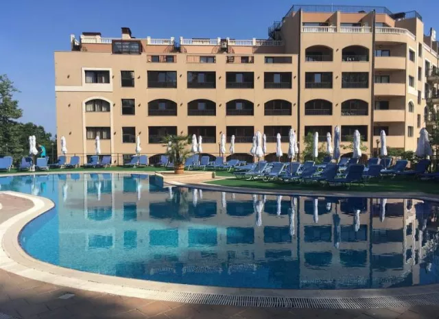 Hotel Holiday Park