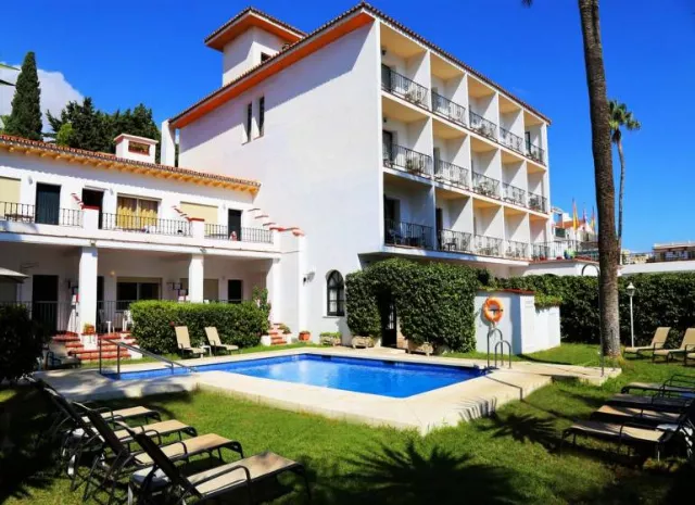 Hotel Arcos De Montemar