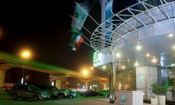 Hotel Holiday Inn Al Barsha, United Arab Emirates / Dubai / Dubai City Area / Al Barsha