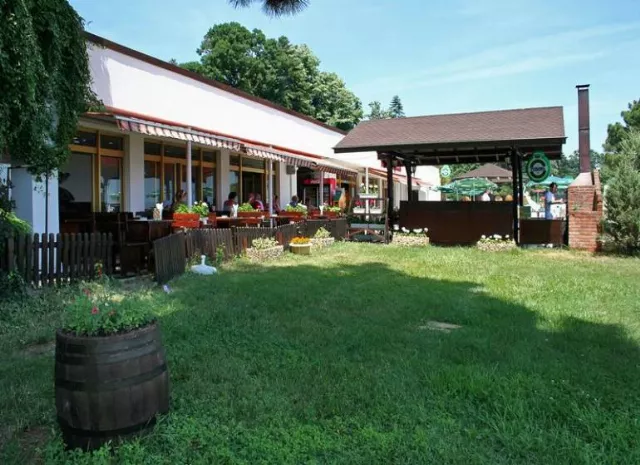 Hotel Lotos