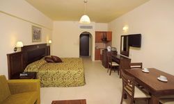 Hotel Euronapa Apartments, Cipru / Zona Larnaca / Ayia Napa