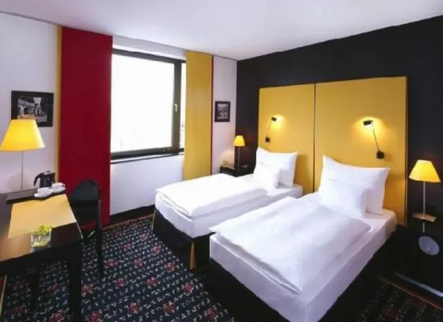 Hotel Angelo Airport
