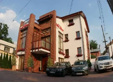 Casa David, Romania / Craiova