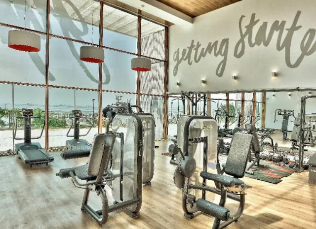 Hotel White Lagoon Complex