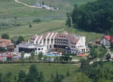 Complex Balnear Expro, Romania / Bazna