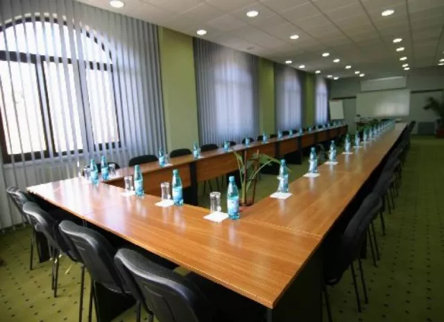 Hotelul Aqvila Club