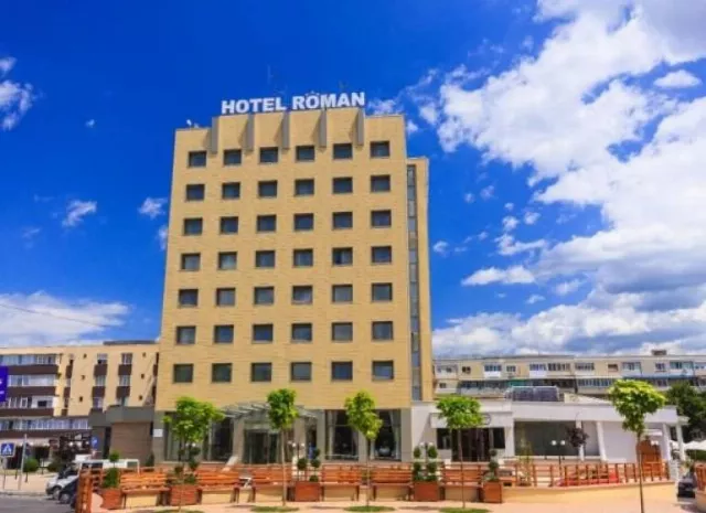 Hotel Roman Plaza