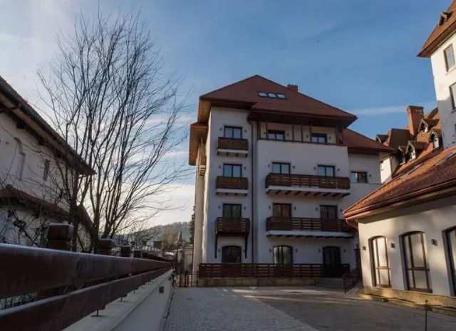 Hotel Elexus Apartments
