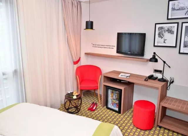 Hotel Capitolina City Chic