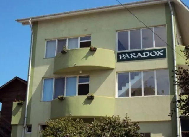 Vila Paradox