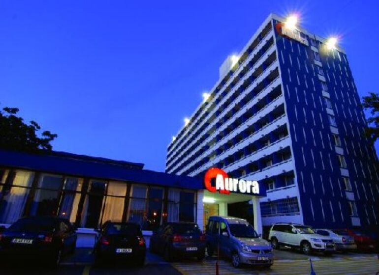 Aurora, Mamaia
