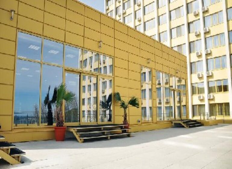 Hotel Flora, Mamaia