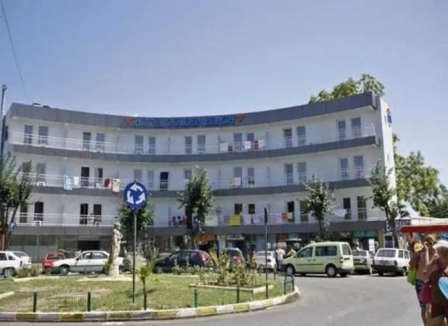 Hotel Golden Beach