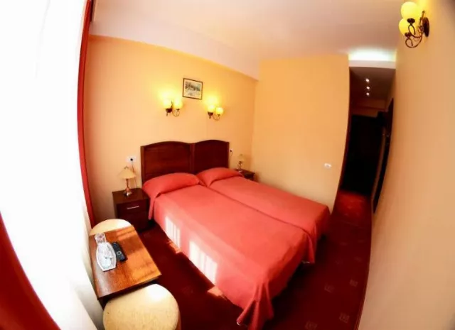 Hotel Piatra Craiului - Complex Cheile Gradistei Fundata