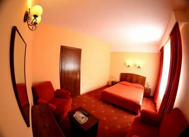 Hotel Piatra Craiului - Complex Cheile Gradistei Fundata