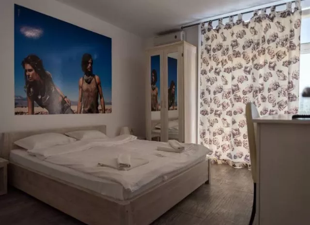 Hotel Oneiro