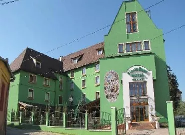 Hotel Binderbubi?, Romania / Medias