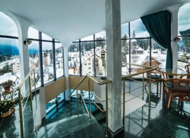 Hotel Atrium Collection