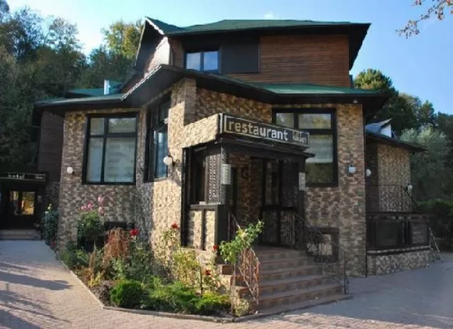 Hillden Lodge & Restaurant