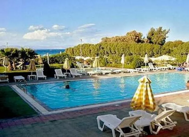 Hotel Pylea Beach