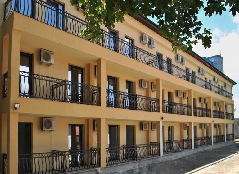 Hotel Pinguin, Eforie Nord