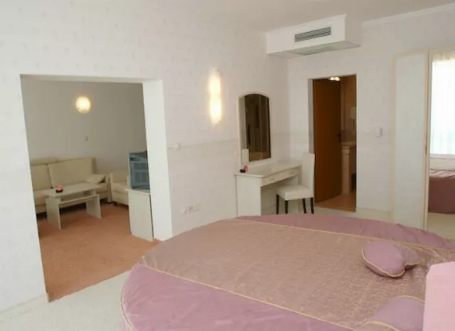 Hotel Bilyana Beach