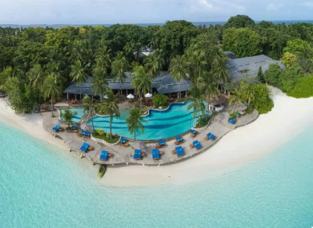 Hotel Royal Island Resort Spa