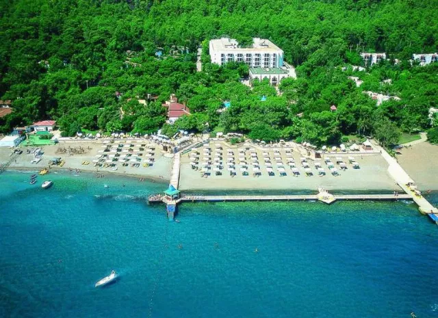 Hotel Larissa Art Beach