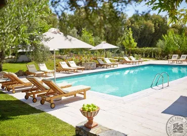 Villa Oliva, Grecia / Adele