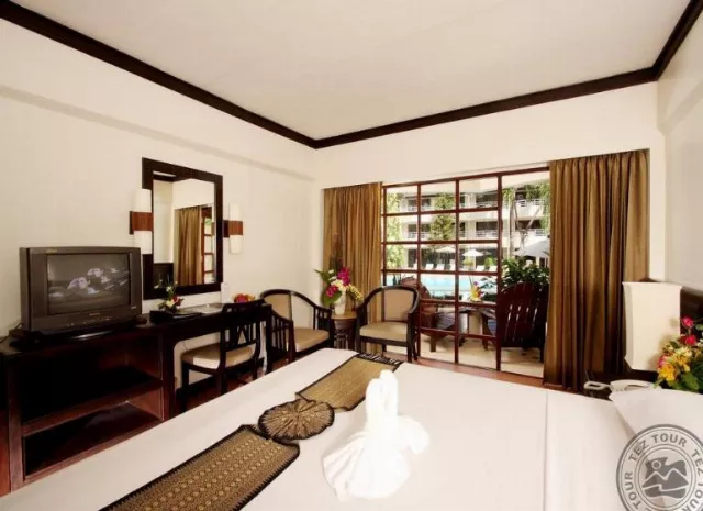 Hotel Thara Patong Beach Resort & Spa