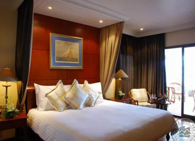 Hotel The Nai Harn Phuket