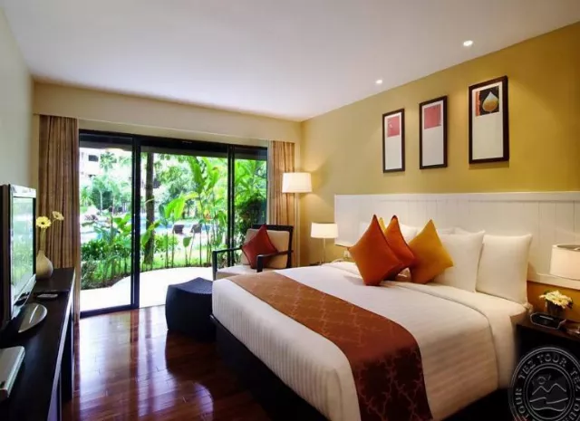 Hotel Destination Resorts Phuket Surin Beach