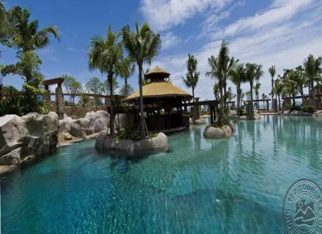 Hotel Centara Grand Mirage Beach