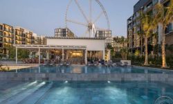 Hotel Caesars Palace Bluewaters Dubai, United Arab Emirates / Dubai / Dubai Beach Area / Jumeirah