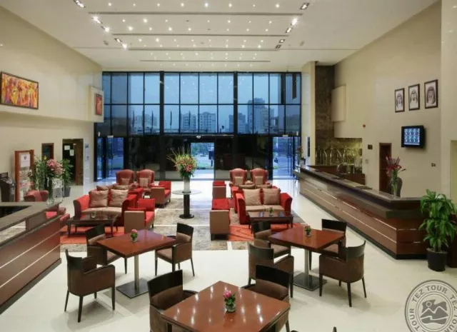 Hotel Ramada & Suites Ajman