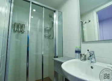 The Rise Hotel, Cipru / Zona Larnaca / Larnaca