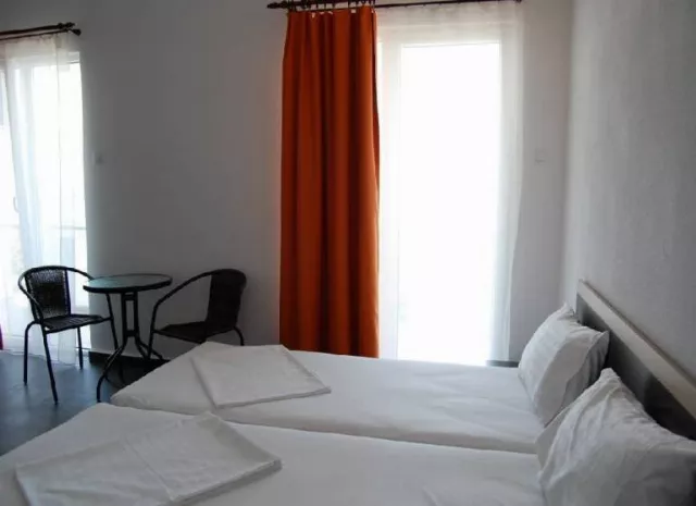 Hotel Cosmos