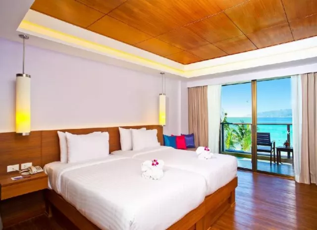 Hotel Beyond Resort Karon